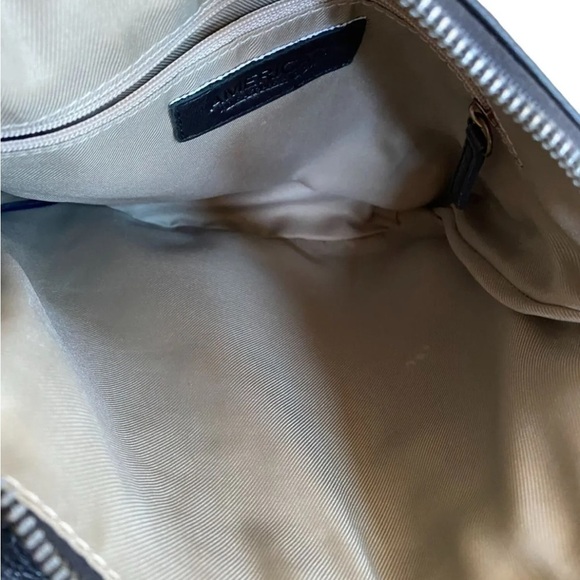 American Leather Co. Black
Leather Crossbody Bag Purse - Picture 3 of 7